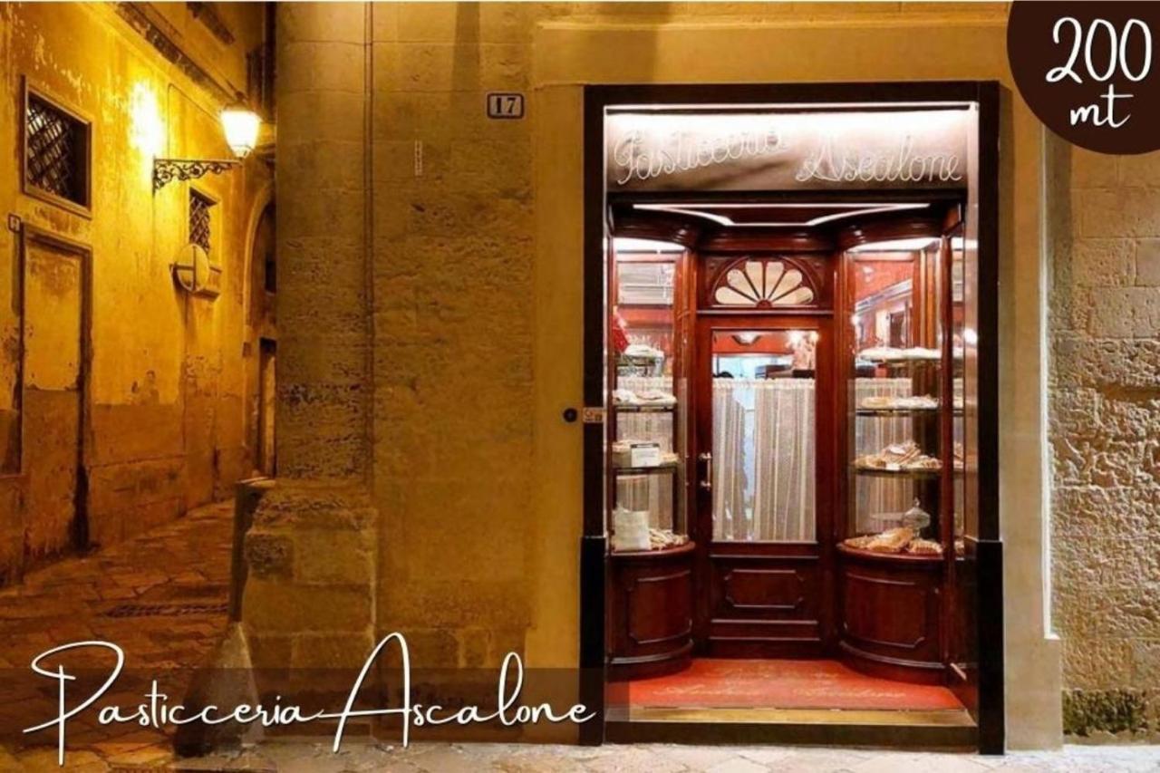 Raffinata Dimora Nel Centro Storico Di Galatina Apartment Exterior photo